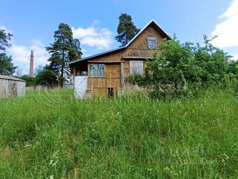 Дом в Ленинградская область, Лужский район, Толмачевское городское ... - Фото 1