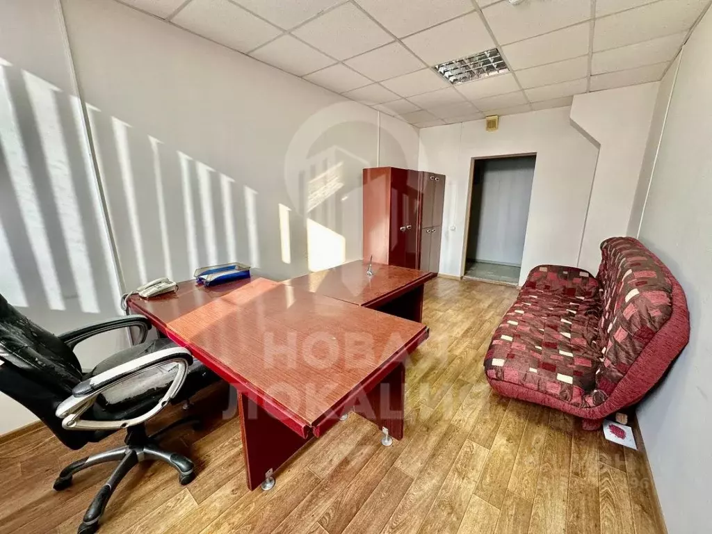 Офис в Омская область, Омск ул. 22-го Партсъезда, 51В (18 м) - Фото 1
