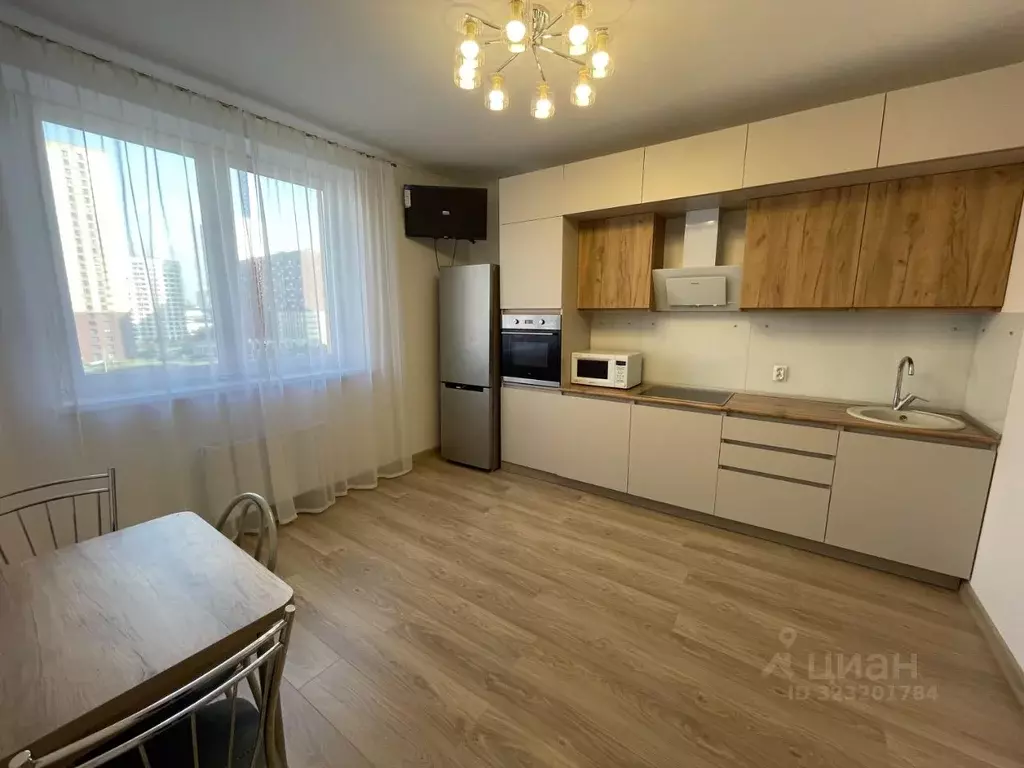 2-к кв. Свердловская область, Екатеринбург просп. Космонавтов, 7В ... - Фото 0