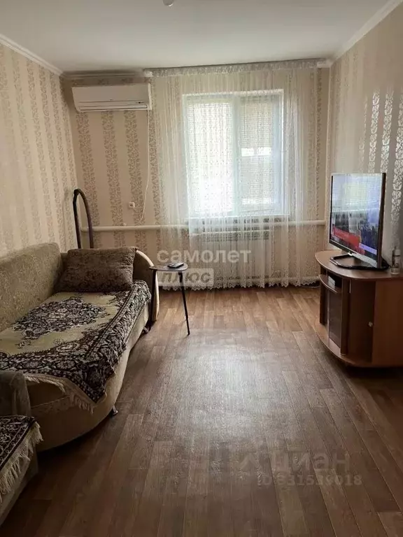 Дом в Калмыкия, Целинный район, с. Троицкое ул. Чкалова (77 м) - Фото 2