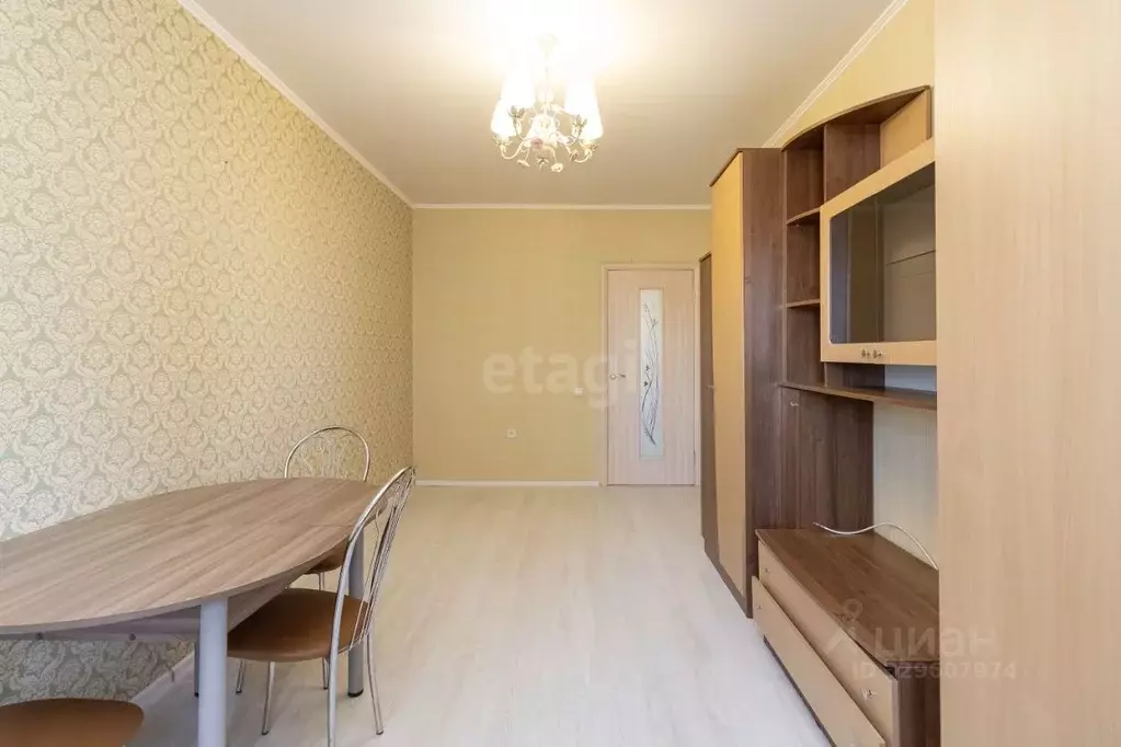 1-к кв. Тюменская область, Тюмень ул. Монтажников, 49 (42.1 м) - Фото 1