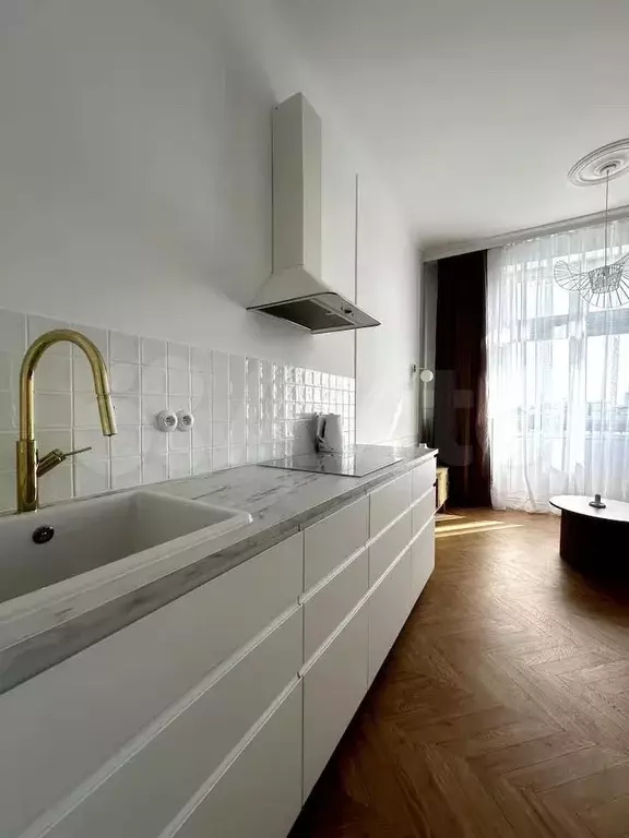 1-к. квартира, 40 м, 7/24 эт. - Фото 1