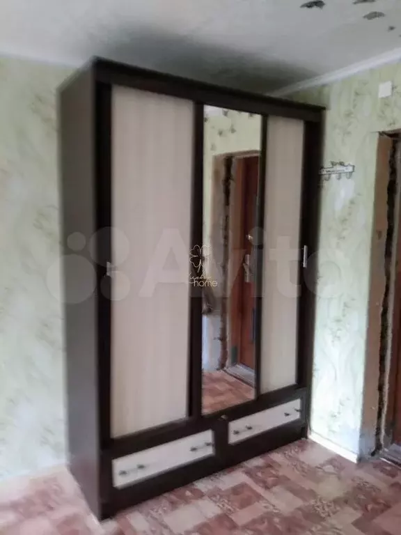 Комната 17 м в 6-к., 2/5 эт. - Фото 1