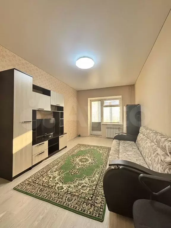 1-к. квартира, 35 м, 1/3 эт. - Фото 1