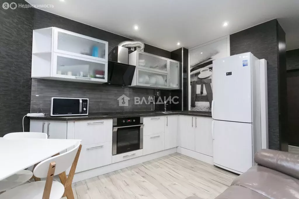 1-комнатная квартира: Чигири, улица Воронкова, 21 (38 м) - Фото 1