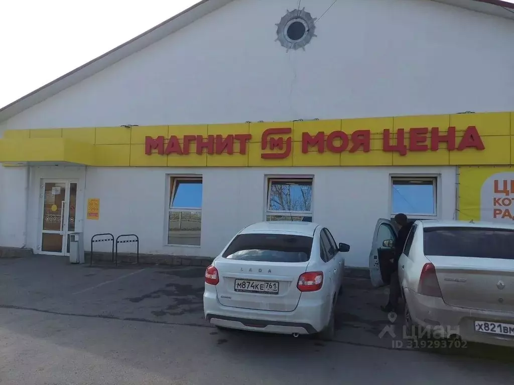 Торговая площадь в Ростовская область, Зверево ул. Обухова, 8 (515 м) - Фото 1