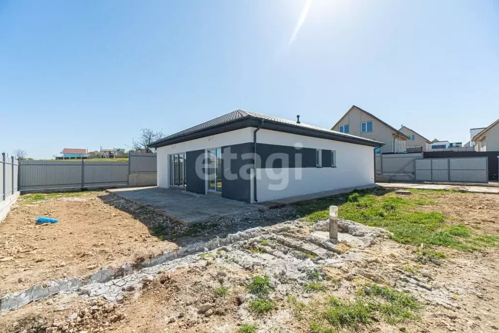 Дом в Севастополь ул. Кедрина, 23 (120 м) - Фото 1