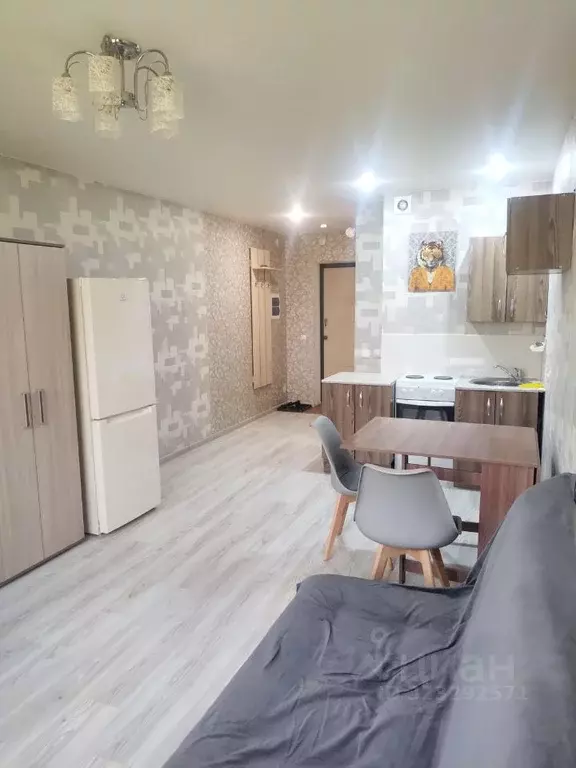 Студия Свердловская область, Екатеринбург ул. Рощинская, 28 (24.0 м) - Фото 2