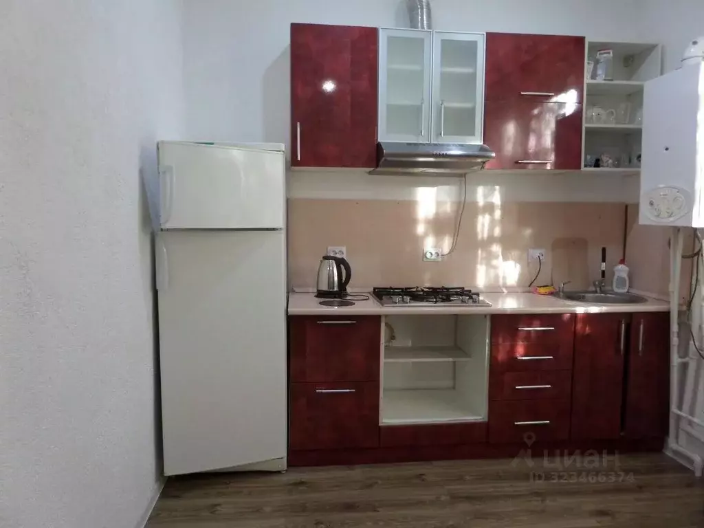 1-к кв. Краснодарский край, Туапсе Комсомольская ул., 28 (35.0 м) - Фото 2