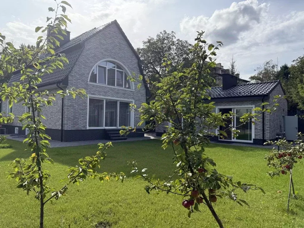 Дом в Калининградская область, Калининград ул. Чапаева, 40 (349 м) - Фото 1