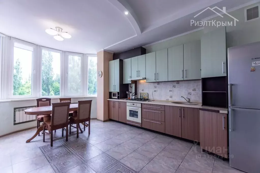 2-к кв. Крым, Симферополь ул. Тренева, 21 (65.0 м) - Фото 1