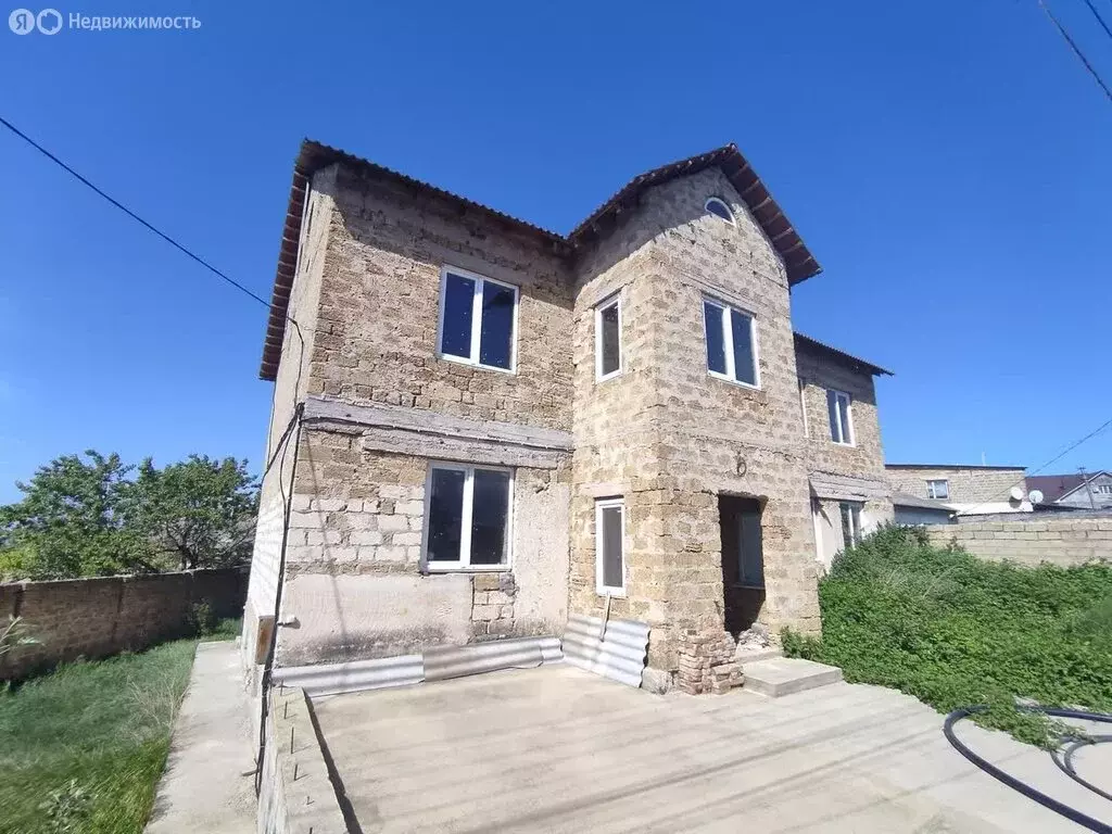 Дом в Симферополь, Звёздная улица (350 м) - Фото 0