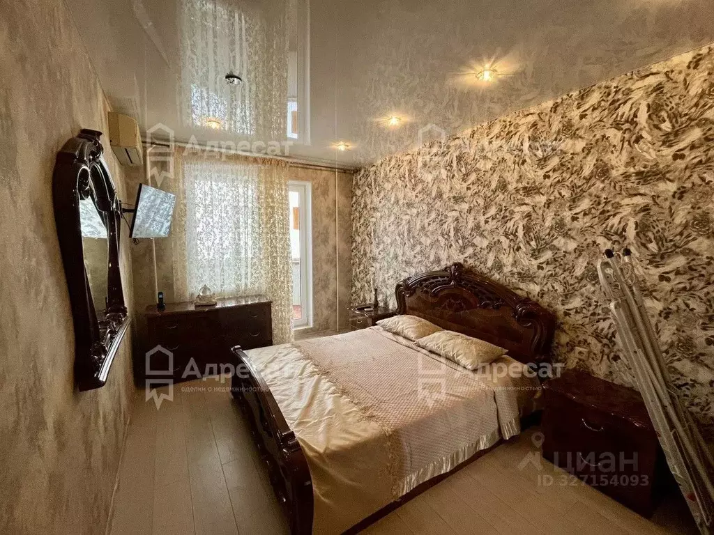 3-к кв. Волгоградская область, Волгоград ул. Кирова, 92 (64.8 м) - Фото 2