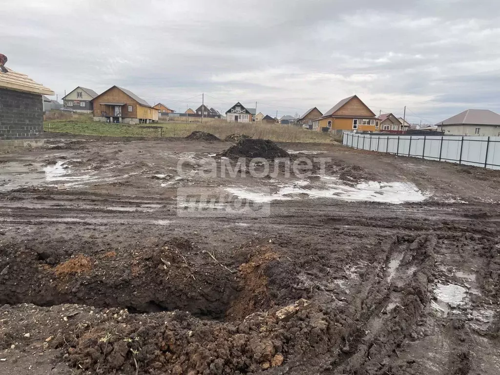 Участок в Башкортостан, Иглинский сельсовет, с. Иглино ул. Уфимская, ... - Фото 1