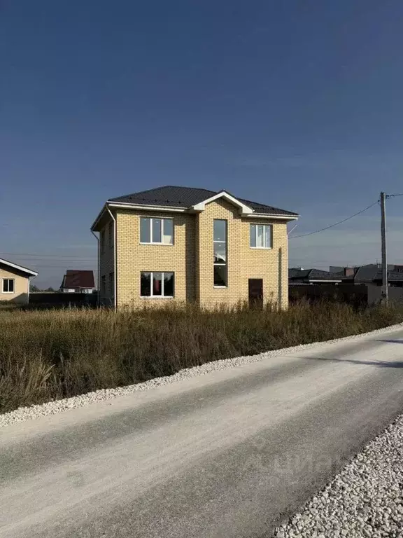 Коттедж в Татарстан, Лаишевский район, Столбищенское с/пос, с. Усады ... - Фото 1