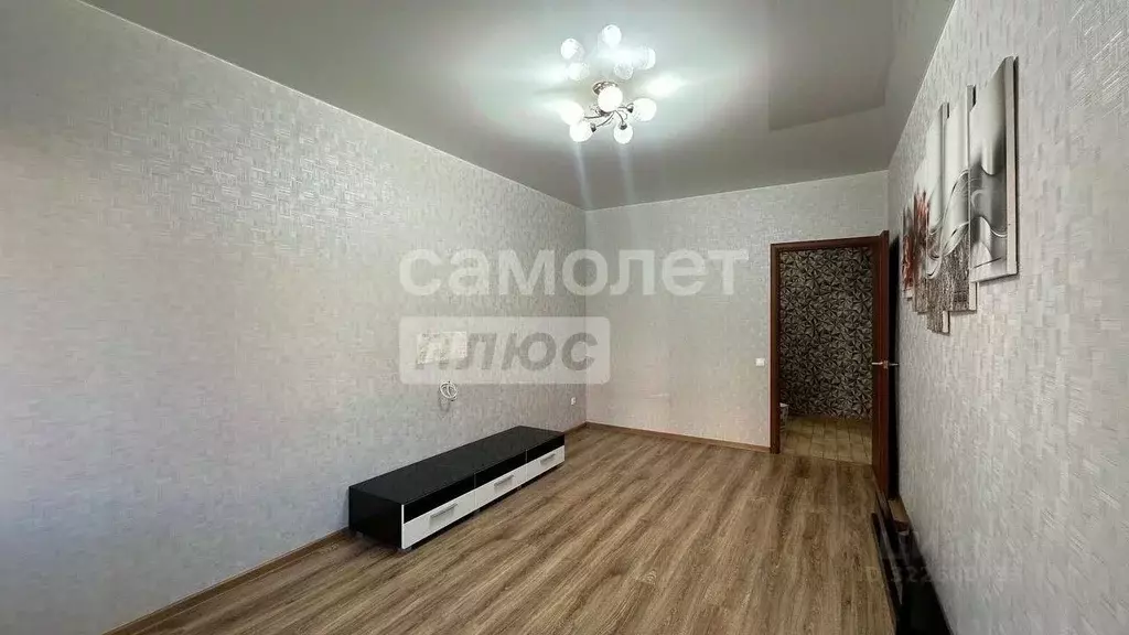 1-к кв. Иркутская область, Иркутск наб. Верхняя, 165/5 (42.8 м) - Фото 0