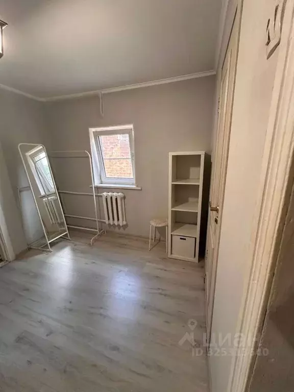 Дом в Краснодарский край, Краснодар ул. Володи Головатого, 193 (35 м) - Фото 2