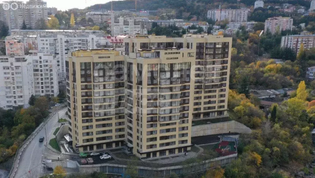 1-комнатная квартира: Ялта, Красноармейская улица, 36Бк2 (50 м) - Фото 1