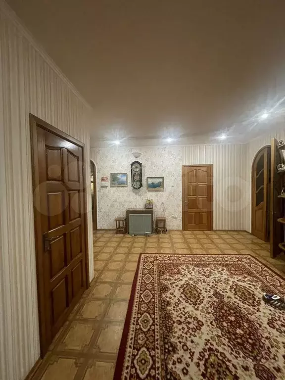 Коттедж 350 м на участке 25 сот. - Фото 0