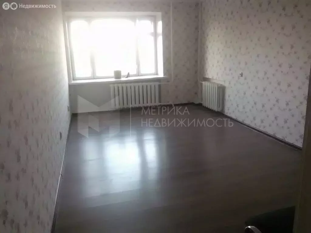 1-комнатная квартира: Тюмень, улица 30 лет Победы, 142 (30 м) - Фото 2