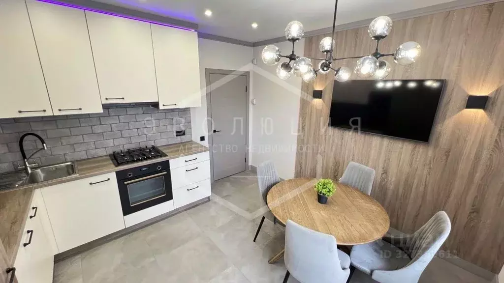 2-к кв. Калининградская область, Калининград аллея Знаний, 5 (62.7 м) - Фото 1