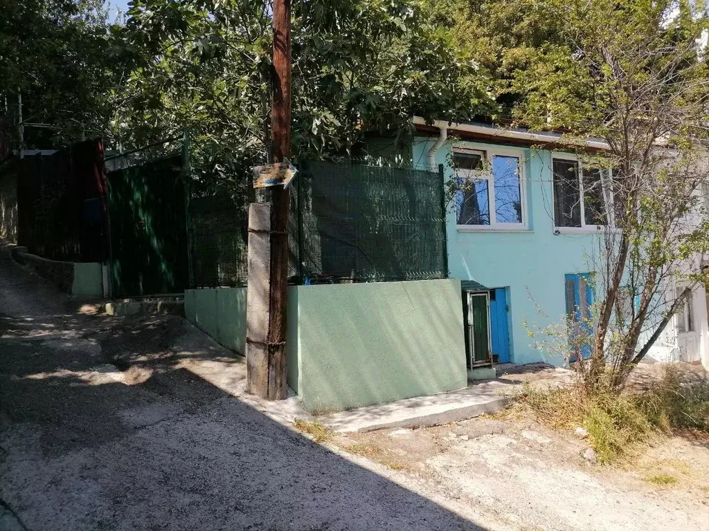 3-к кв. Крым, Ялта городской округ, Симеиз пгт ул. Советская, 21В ... - Фото 0