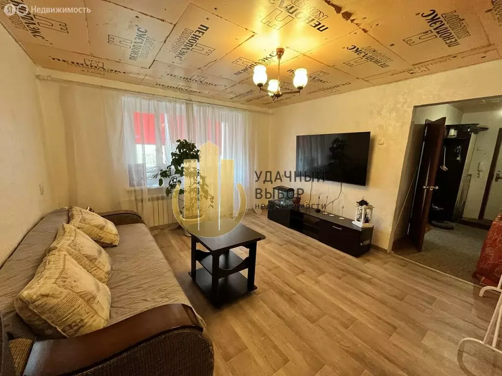 3-комнатная квартира: Белая Калитва, улица Льва Толстого, 2В (74 м) - Фото 0