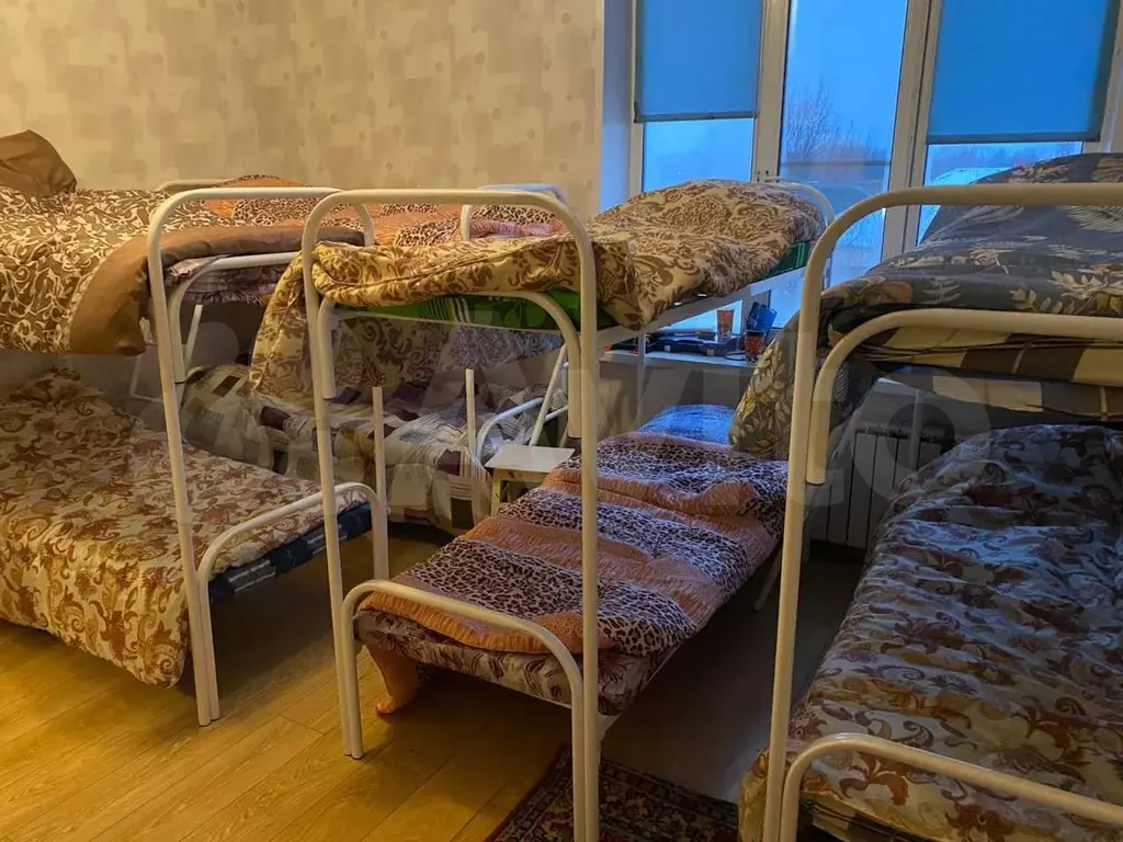 Комната 19,3 м в 3-к., 4/4 эт. - Фото 1