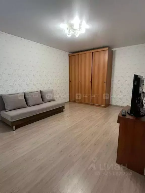 3-к кв. Татарстан, Казань ул. Азата Аббасова, 13 (90.0 м) - Фото 2