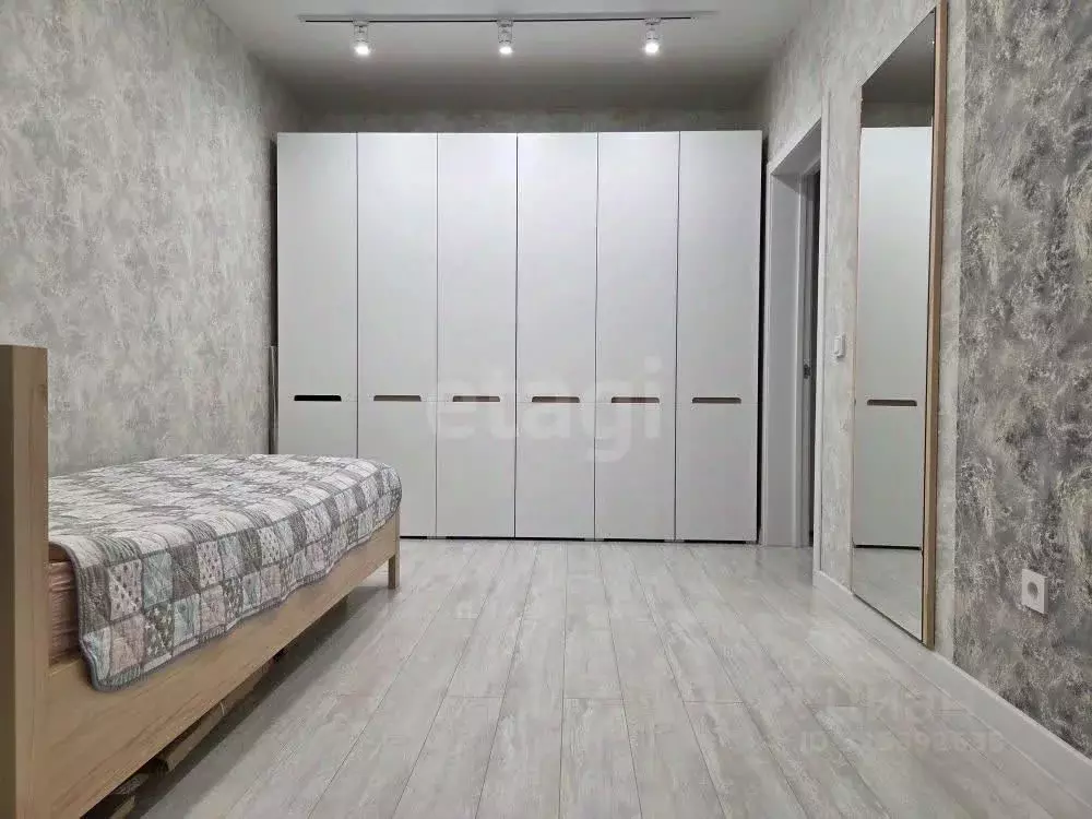 2-к кв. Иркутская область, Иркутск ул. Лермонтова, 343/8 (64.0 м) - Фото 1