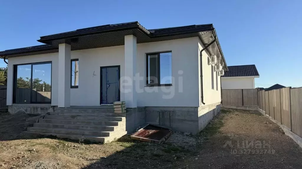 Дом в Крым, Симферопольский район, с. Мирное ул. Процветания (110 м) - Фото 1