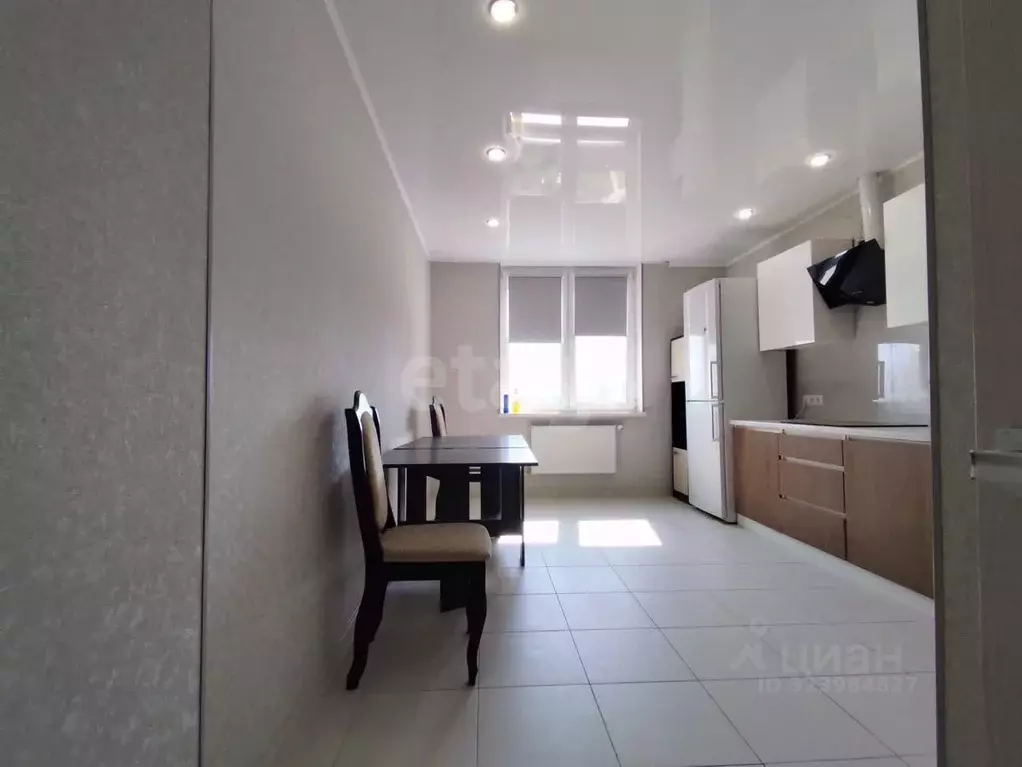 2-к кв. Саратовская область, Энгельс ул. Пушкина, 85 (66.0 м) - Фото 1