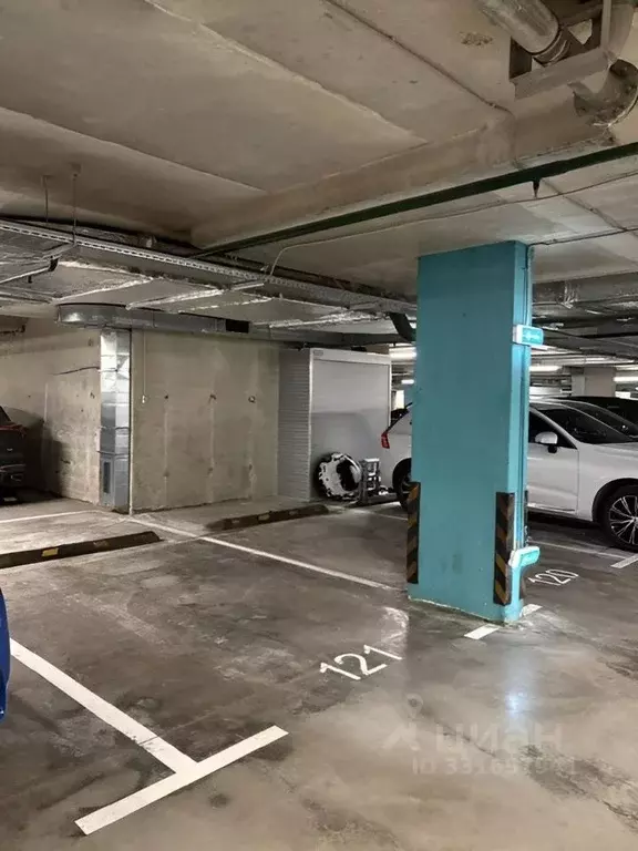 Гараж в Москва бул. Скандинавский, 17 (17 м) - Фото 1