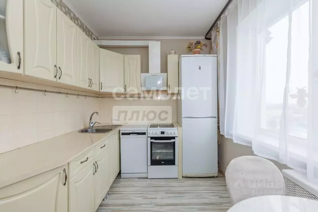 2-к кв. Брянская область, Брянск Литейная ул., 61 (55.7 м) - Фото 0