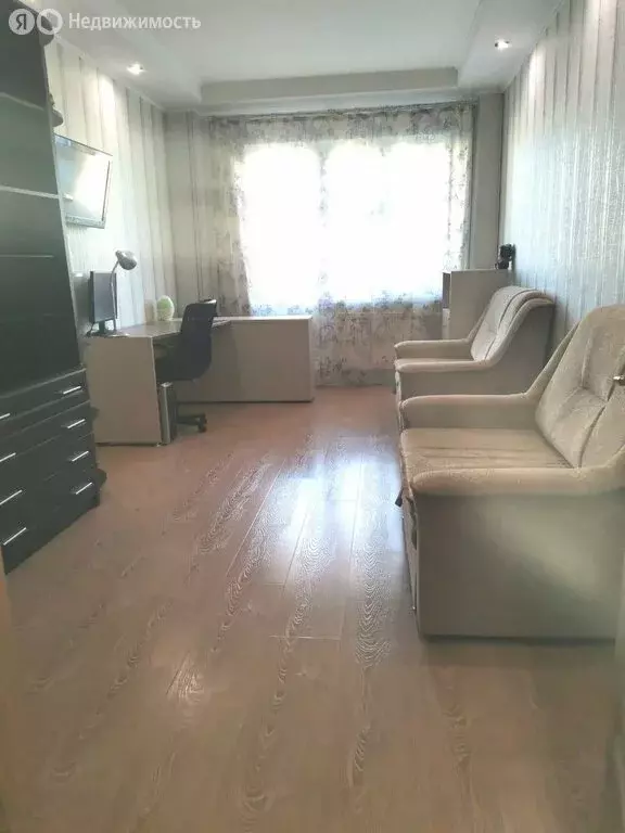 3-комнатная квартира: Якутск, улица Лермонтова, 49 (76.7 м) - Фото 1