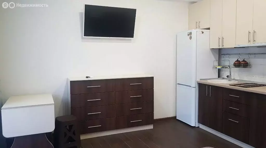 Квартира-студия: Алупка, улица Ленина, 64Е (31 м) - Фото 2