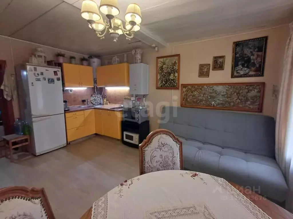 Дом в Свердловская область, Горноуральский муниципальный округ, с. ... - Фото 1