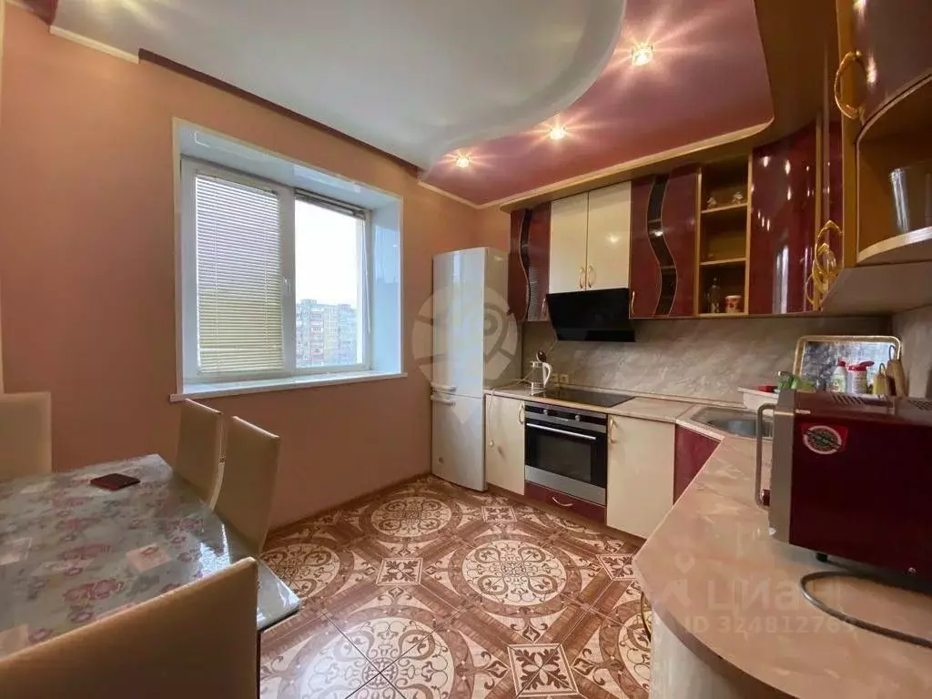 2-к кв. Белгородская область, Старый Оскол Степной мкр, 6 (62.0 м) - Фото 1