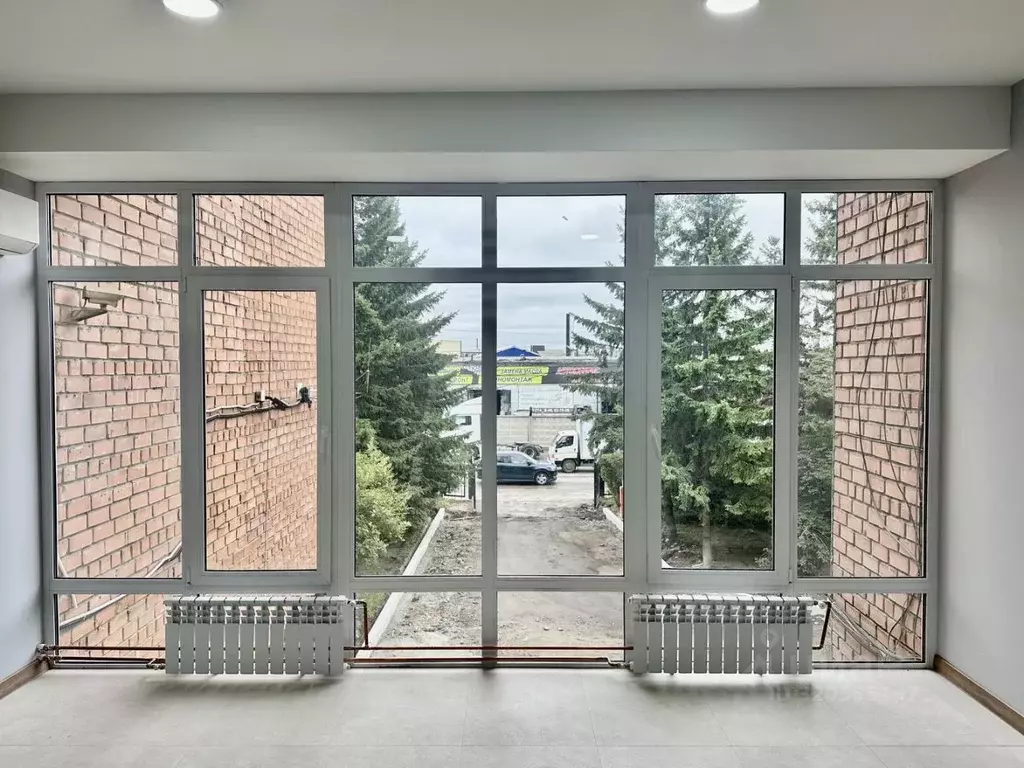 Помещение свободного назначения в Иркутская область, Иркутск ул. ... - Фото 1