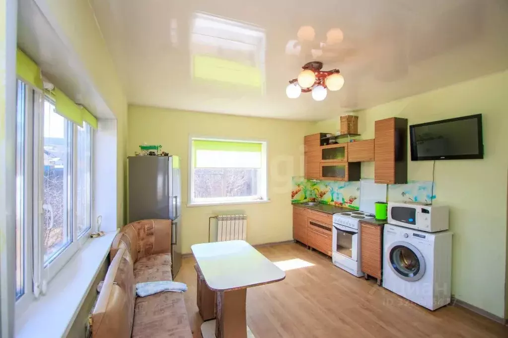 Дом в Иркутская область, Иркутск проезд Ясный, 2 (140 м) - Фото 0