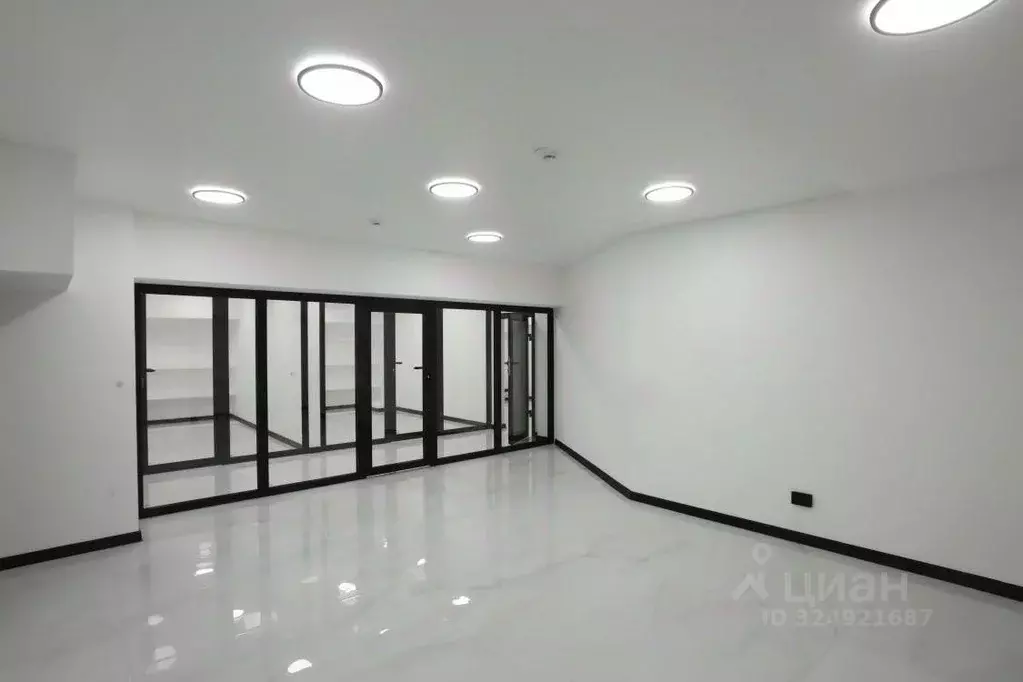 Помещение свободного назначения в Иркутская область, Иркутск ул. ... - Фото 1