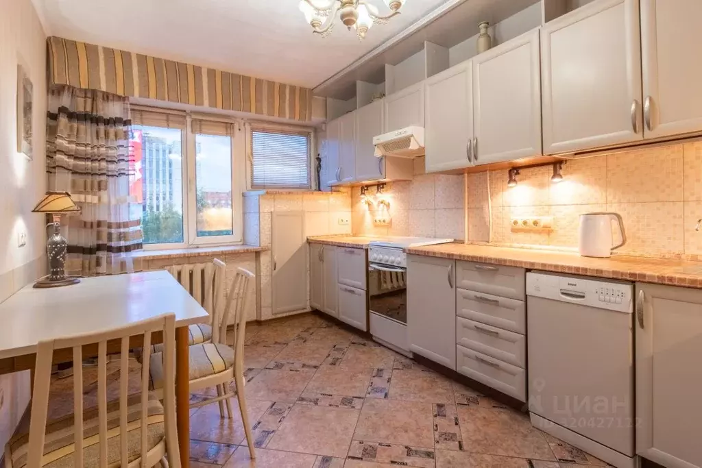 3-к кв. Нижегородская область, Нижний Новгород ул. Максима Горького, ... - Фото 1