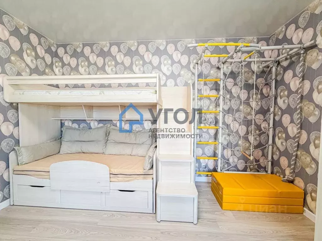 3-к кв. Самарская область, Самара Осетинская ул., 2 (83.0 м) - Фото 2