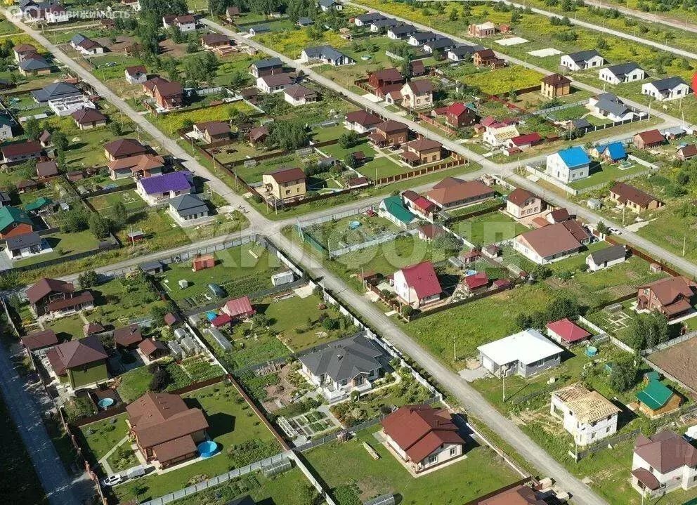 Дом в посёлок Октябрьский, микрорайон Рябиновый ( м) - Фото 1