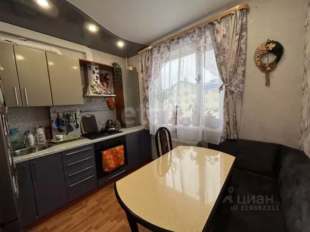 1-к кв. Коми, Сыктывкар Чит мкр, ул. 65-летия Победы, 21 (38.0 м) - Фото 1