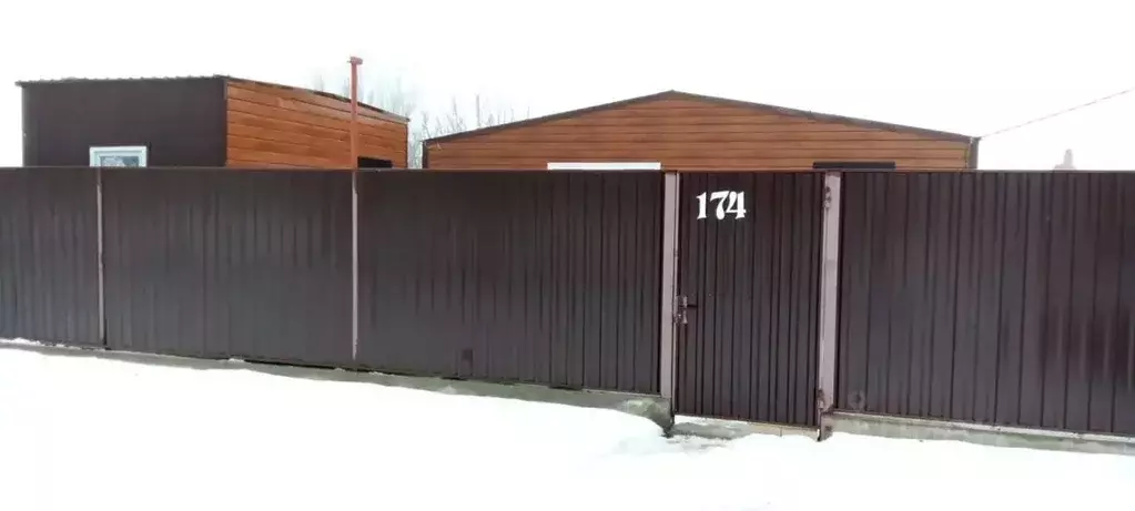 Дом в Астраханская область, Лиман рп ул. Комсомольская (58 м) - Фото 1