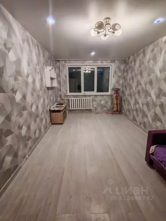 1-к кв. Алтайский край, Барнаул ул. Антона Петрова, 166 (32.0 м) - Фото 1