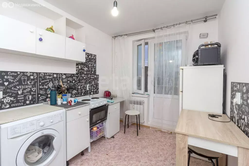 1-комнатная квартира: Тюмень, микрорайон Антипино, Беловежская улица, ... - Фото 2