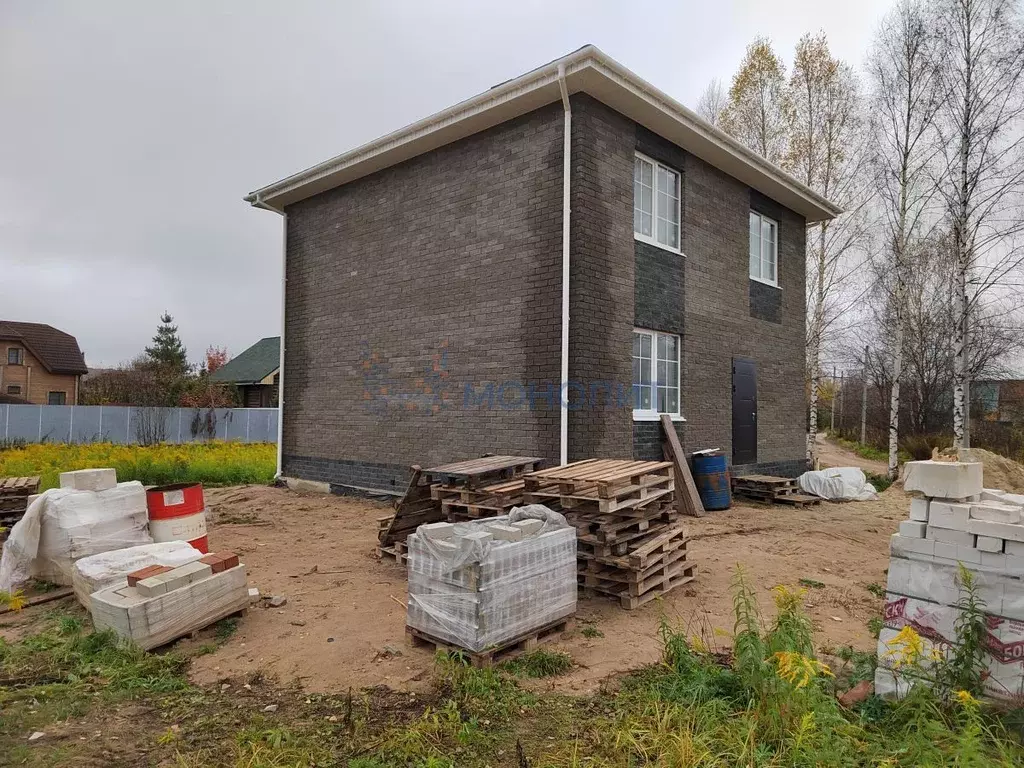 Дом в Нижегородская область, Бор пос. Октябрьский, ул. Сиреневая, 45 ... - Фото 1