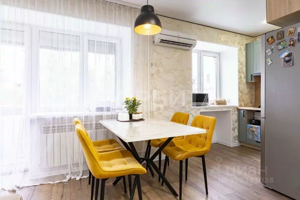3-к кв. Тюменская область, Тюмень ул. Республики, 169 (55.5 м) - Фото 1